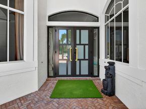 6778 Oakmont Way, West Palm Beach FL 33412