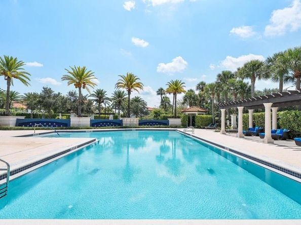 11541 SW 15th Street, Pembroke Pines FL 33025