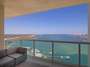 2650 Lake Shore Drive 2203, Riviera Beach FL 33404