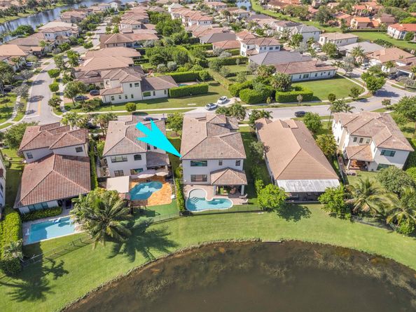 11330 SW 12th St, Pembroke Pines FL 33025