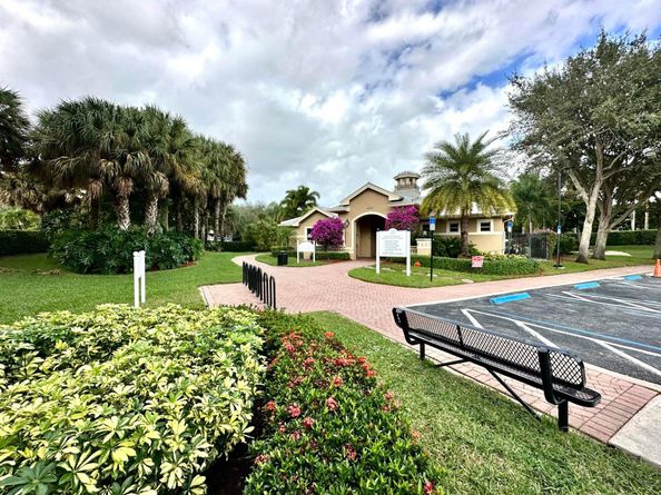 5024 Nautica Lake Circle, Greenacres FL 33463