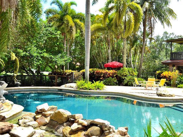 6200 SW 183rd Way, Southwest Ranches FL 33331