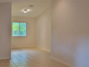 2125 NW 77th Way 201, Pembroke Pines FL 33024