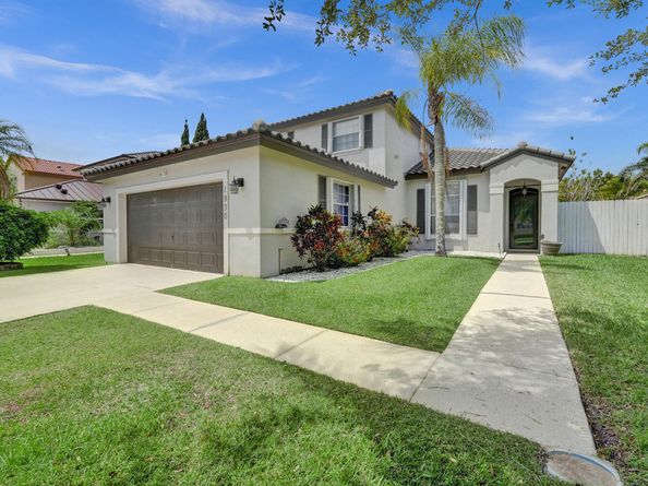 1930 NW 180th Way, Pembroke Pines FL 33029