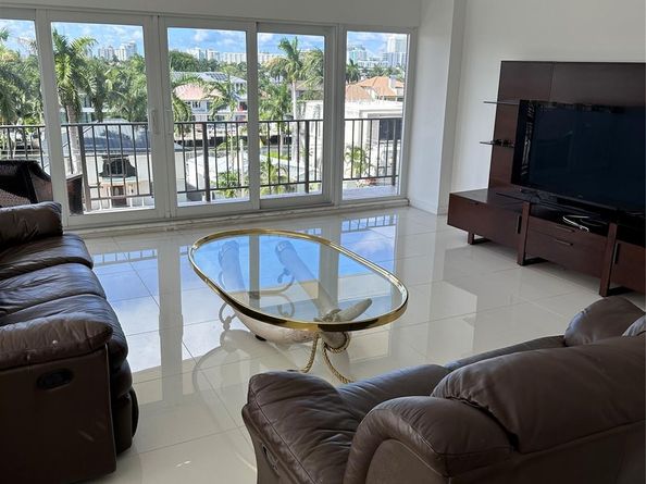 2500 E Las Olas Blvd 508, Fort Lauderdale FL 33301