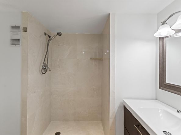6300 NW 2nd Ave 405, Boca Raton FL 33487