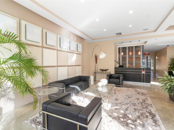 313 NE 2nd Street 405, Fort Lauderdale FL 33301