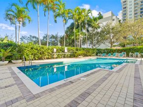 313 NE 2nd Street 405, Fort Lauderdale FL 33301
