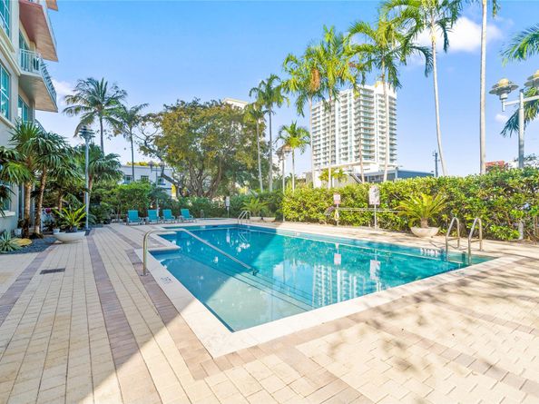 313 NE 2nd Street 405, Fort Lauderdale FL 33301