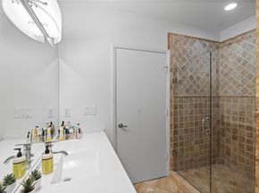 313 NE 2nd Street 405, Fort Lauderdale FL 33301