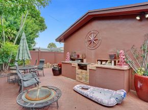 2116 NE 62nd St, Fort Lauderdale FL 33308