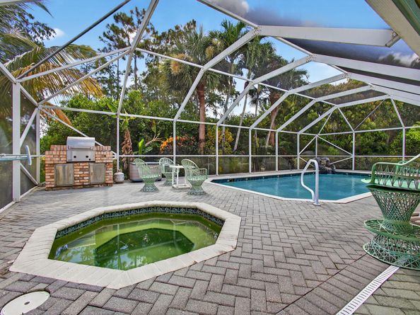 103 Cypress Trace, Royal Palm Beach FL 33411