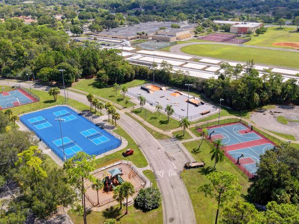 103 Cypress Trace, Royal Palm Beach FL 33411