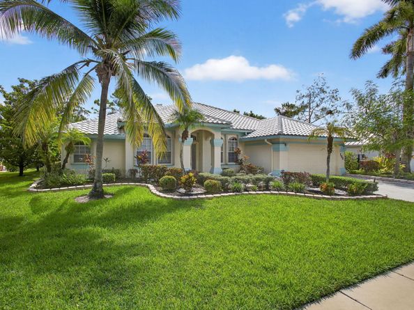 103 Cypress Trace, Royal Palm Beach FL 33411