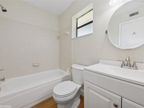 3901 Cocoplum Cir 3521, Coconut Creek FL 33063