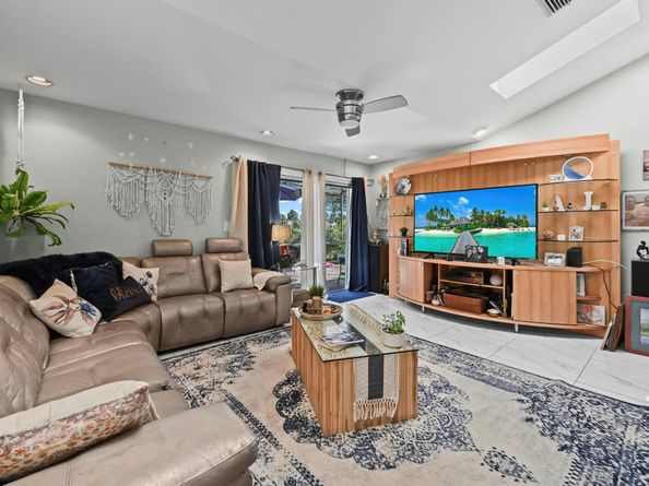 2683 Deer Creek Emerald Way, Deerfield Beach FL 33442