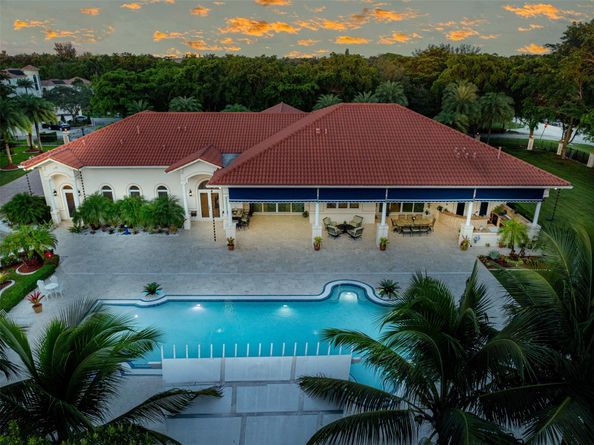 5801 Estates Dr, Southwest Ranches FL 33330