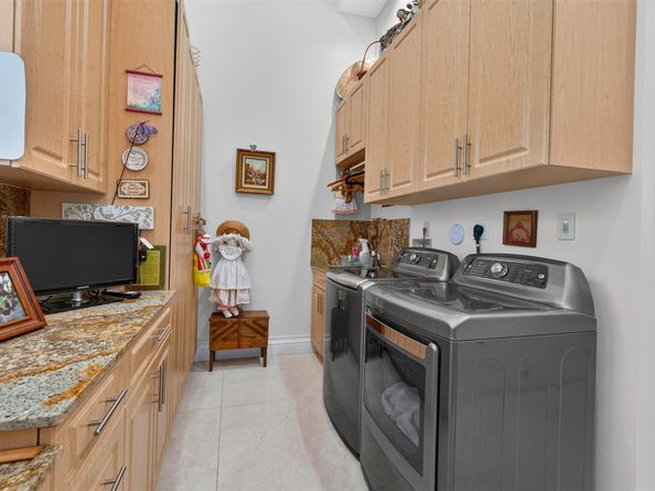 5801 Estates Dr, Southwest Ranches FL 33330