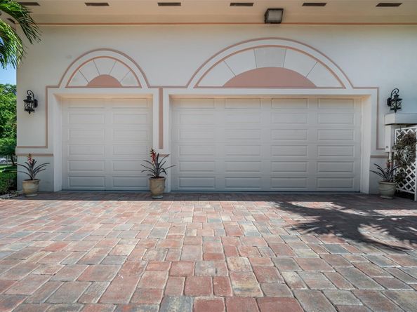 5801 Estates Dr, Southwest Ranches FL 33330