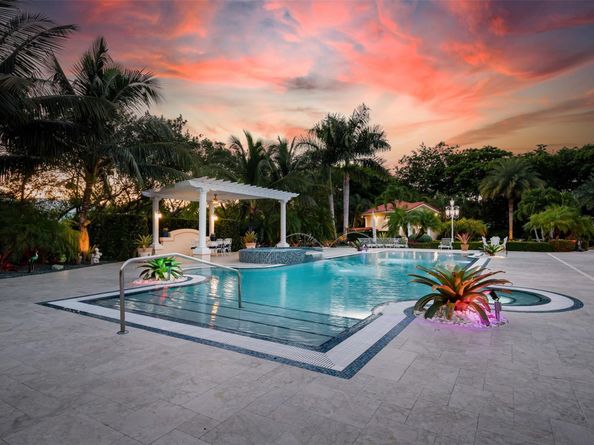 5801 Estates Dr, Southwest Ranches FL 33330