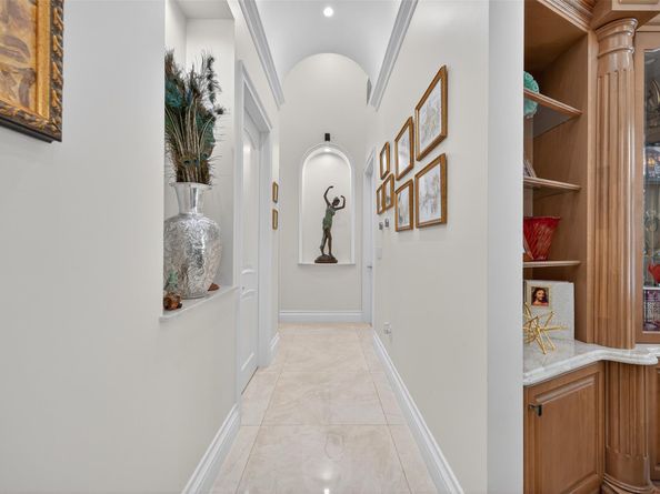 5801 Estates Dr, Southwest Ranches FL 33330