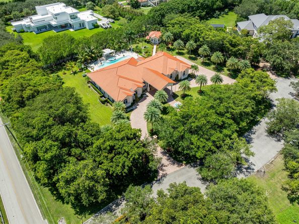 5801 Estates Dr, Southwest Ranches FL 33330