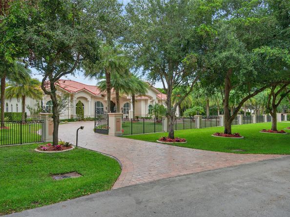 5801 Estates Dr, Southwest Ranches FL 33330