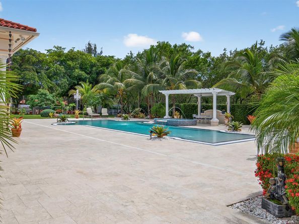 5801 Estates Dr, Southwest Ranches FL 33330