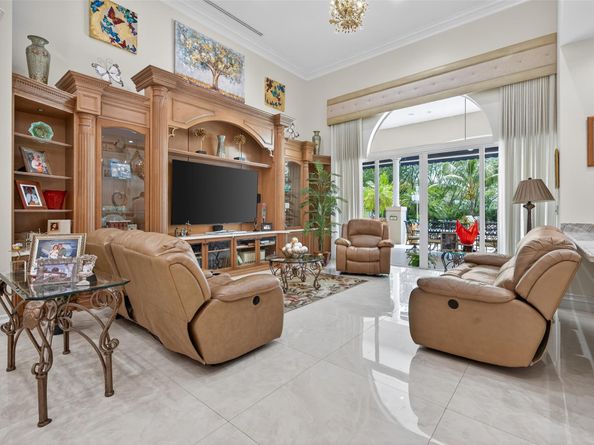 5801 Estates Dr, Southwest Ranches FL 33330