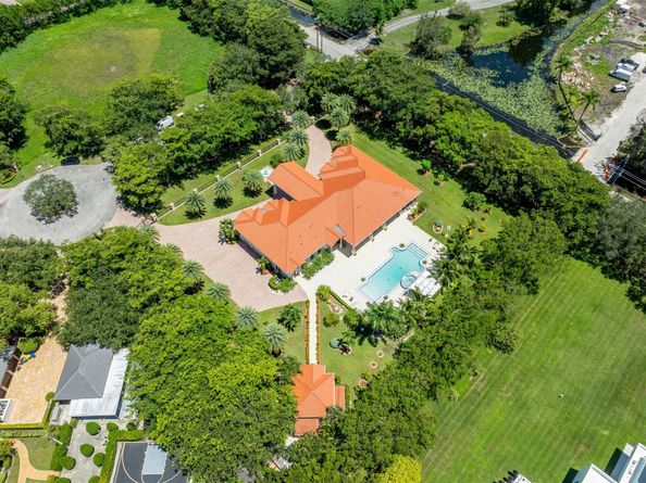 5801 Estates Dr, Southwest Ranches FL 33330