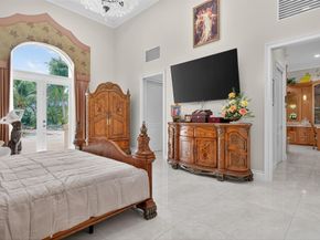 5801 Estates Dr, Southwest Ranches FL 33330