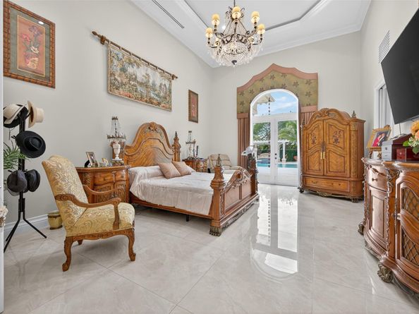 5801 Estates Dr, Southwest Ranches FL 33330