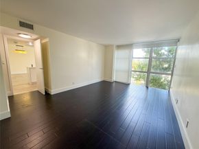 1000 Parkview Dr 319, Hallandale Beach FL 33009