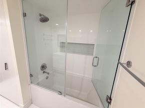 1000 Parkview Dr 319, Hallandale Beach FL 33009