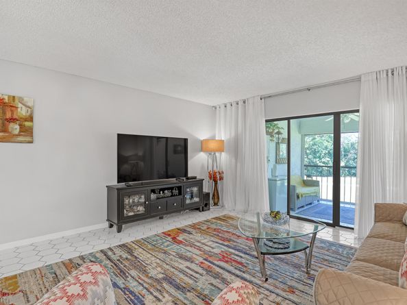 21662 Arriba Real 44D, Boca Raton FL 33433