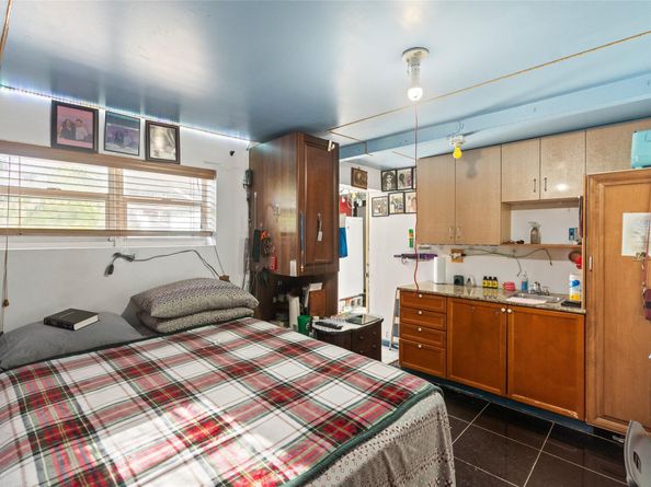 3311 N 66th Ave, Hollywood FL 33024