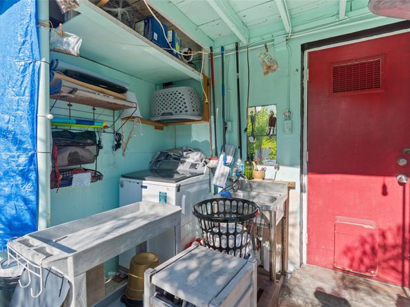 3311 N 66th Ave, Hollywood FL 33024
