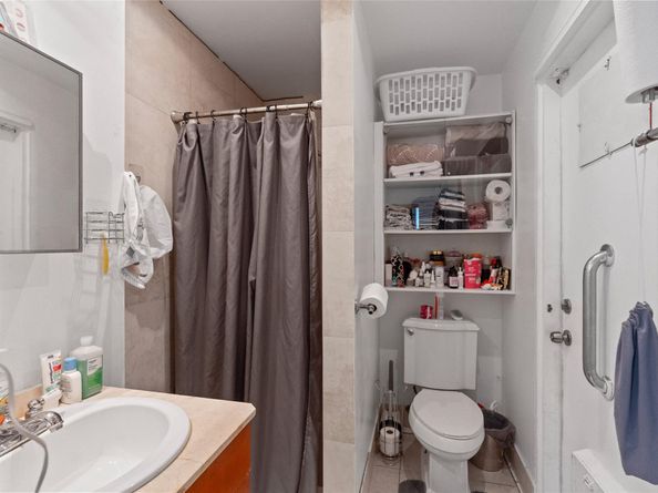 3311 N 66th Ave, Hollywood FL 33024
