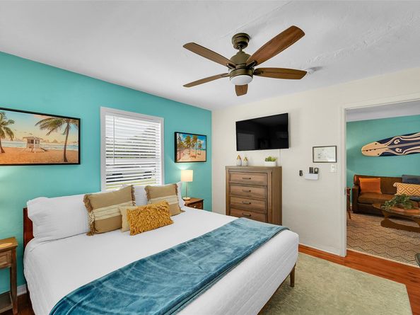 810 NE 14th Court, Fort Lauderdale FL 33304