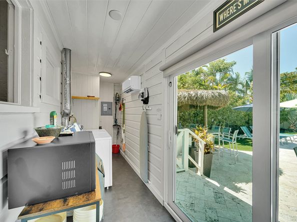 810 NE 14th Court, Fort Lauderdale FL 33304