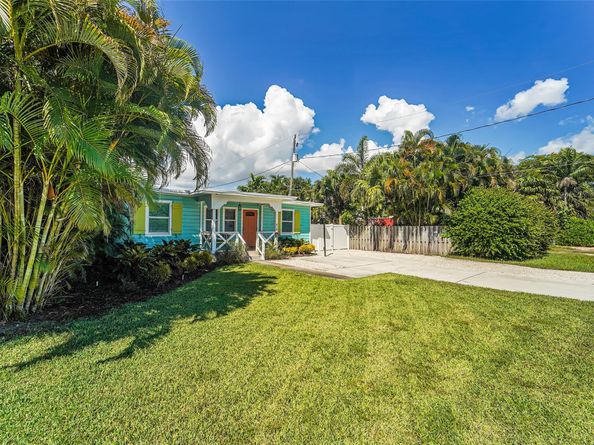 810 NE 14th Court, Fort Lauderdale FL 33304