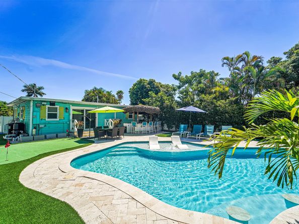 810 NE 14th Court, Fort Lauderdale FL 33304