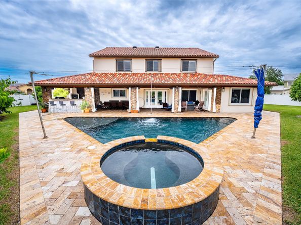 10770 Fox Glen Dr, Boca Raton FL 33428
