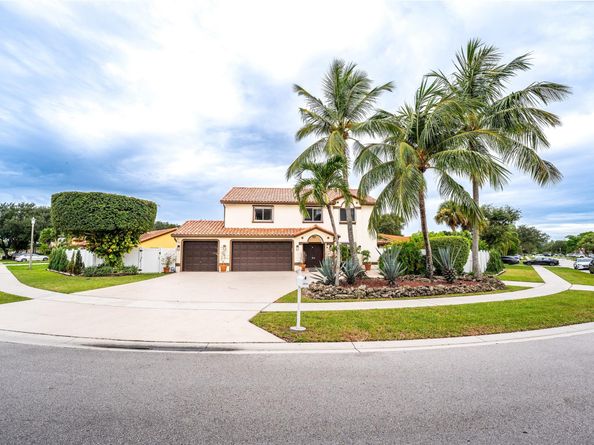 10770 Fox Glen Dr, Boca Raton FL 33428