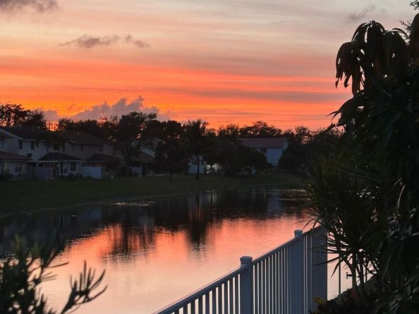 10770 Fox Glen Dr, Boca Raton FL 33428