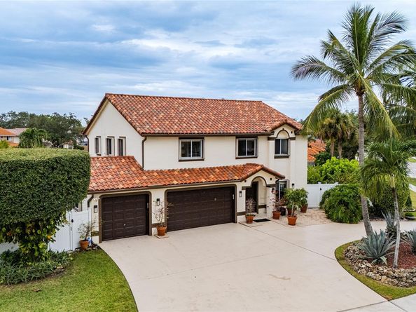 10770 Fox Glen Dr, Boca Raton FL 33428