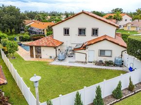 10770 Fox Glen Dr, Boca Raton FL 33428