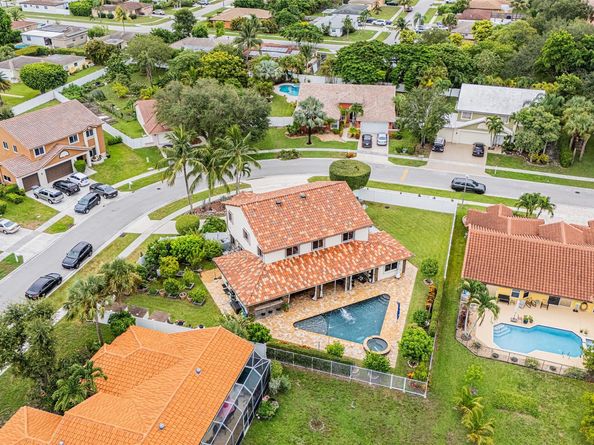 10770 Fox Glen Dr, Boca Raton FL 33428
