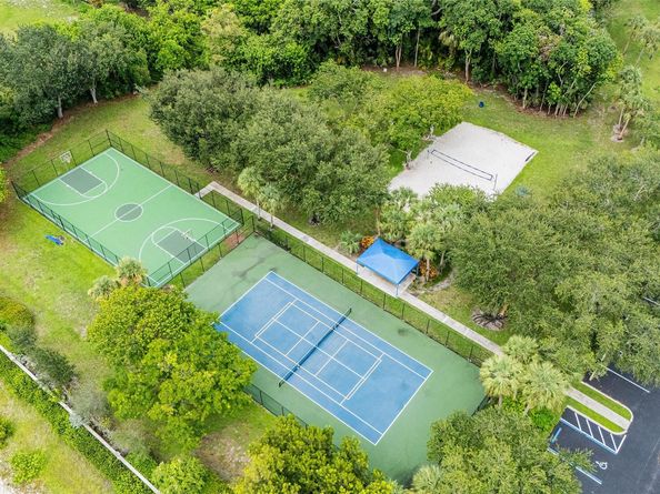 10770 Fox Glen Dr, Boca Raton FL 33428
