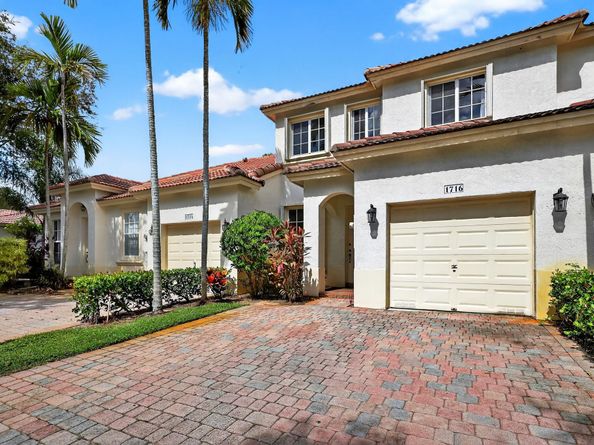 1716 NW 78th Way, Hollywood FL 33024